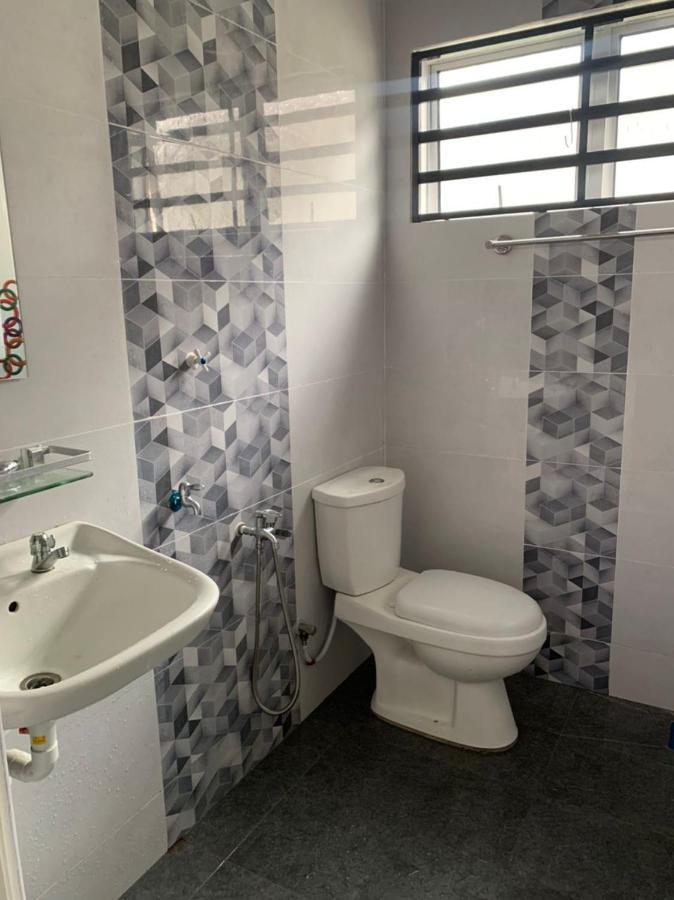 Homestay Maryam ルムット エクステリア 写真